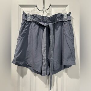 NWOT Thread & Supply Preppy Paperbag Shorts 3" Inseam Tie Waist Blue Pockets Lg